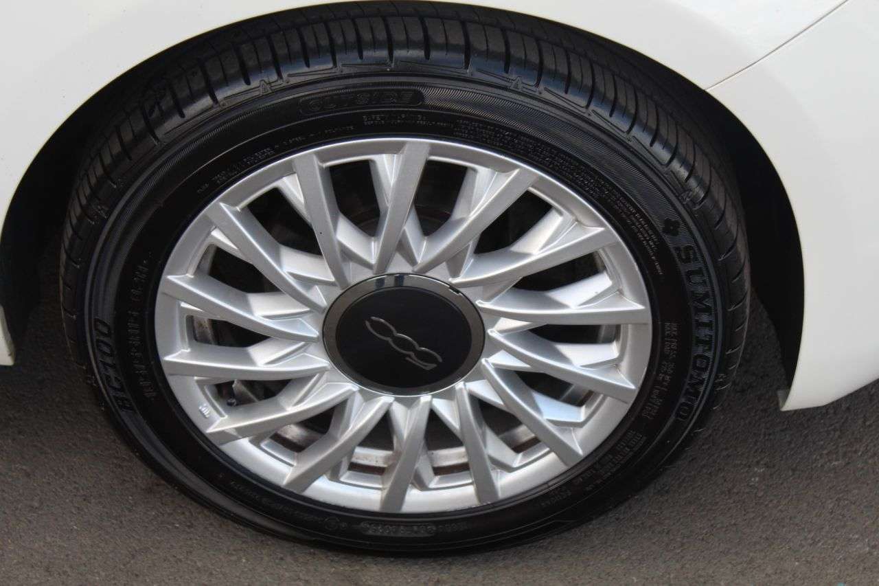 2018 FIAT 500 2018 FIAT 500