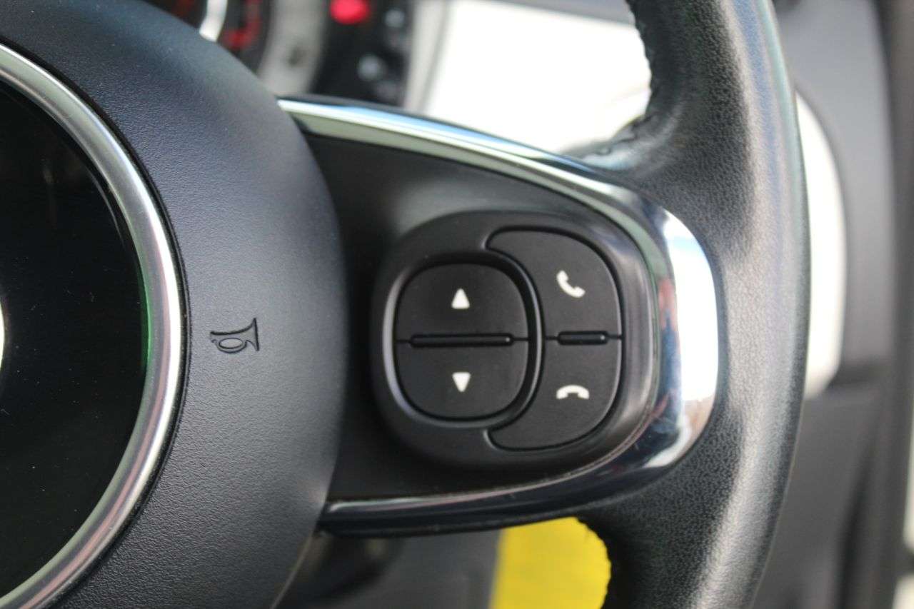 2018 FIAT 500 2018 FIAT 500