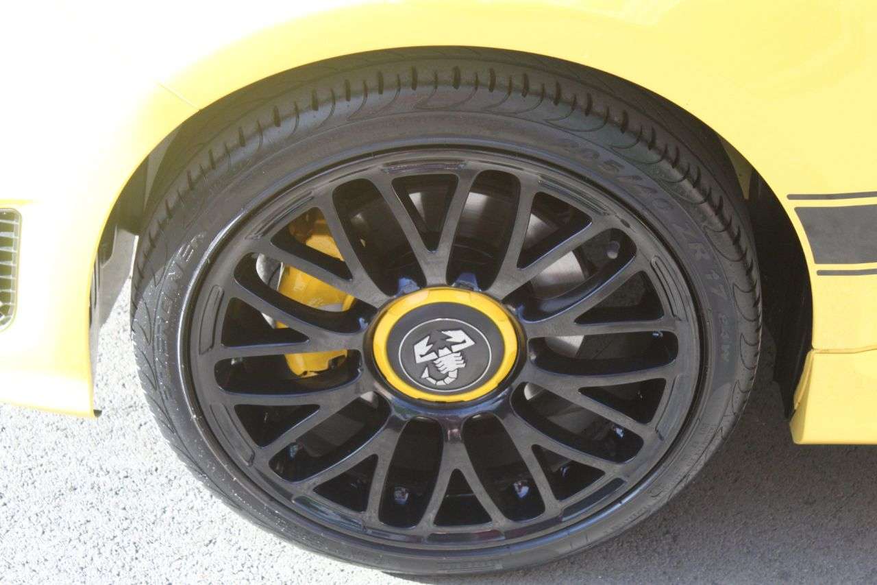 2016 ABARTH 595 2016 ABARTH 595
