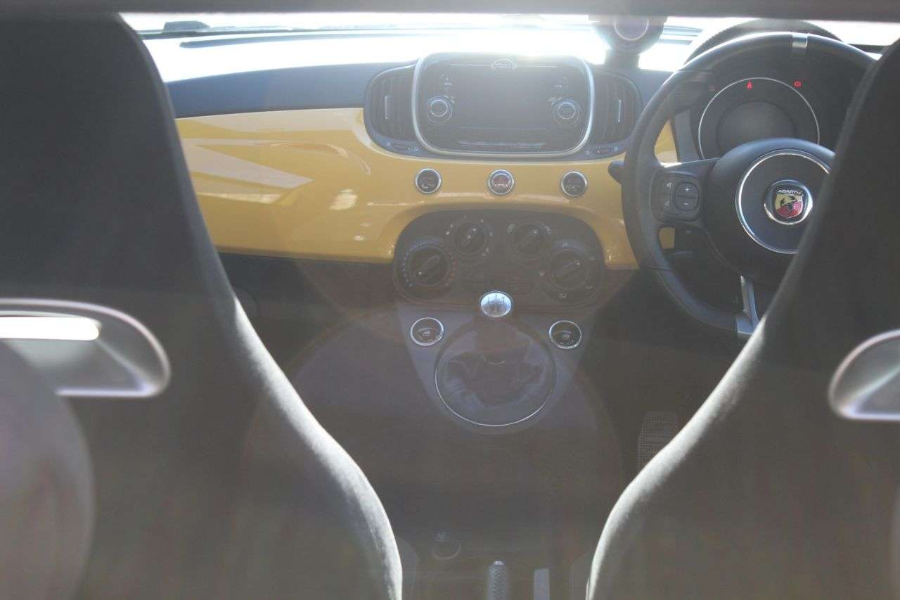 2016 ABARTH 595 2016 ABARTH 595