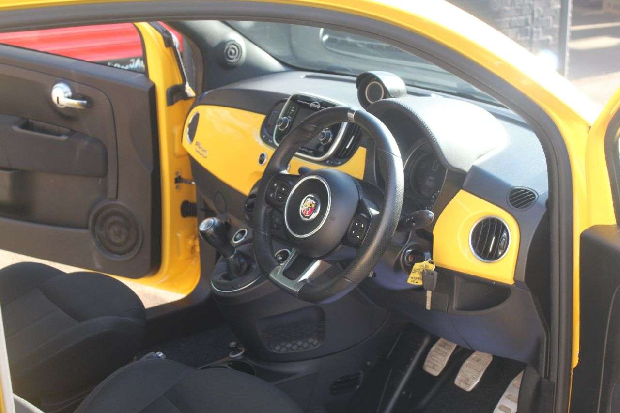 2016 ABARTH 595 2016 ABARTH 595
