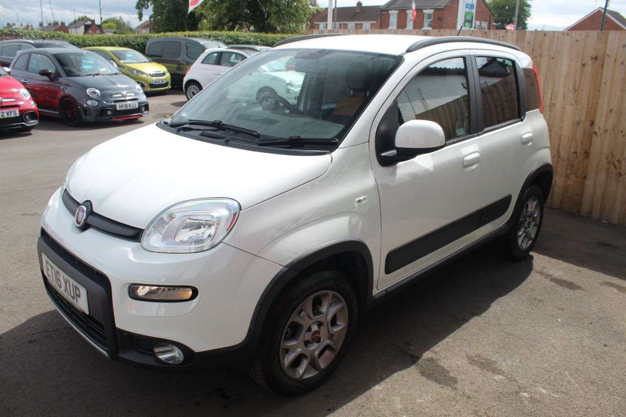 A 2016 FIAT PANDA 1.3 MultiJet Trekking Hatchback 5dr Diesel Manual Euro 6 (s/s) (95 ps) 8 SE A 2016 FIAT PANDA 1.3 MultiJet Trekking Hatchback 5dr Diesel Manual Euro 6 (s/s) (95 ps) 8 SE