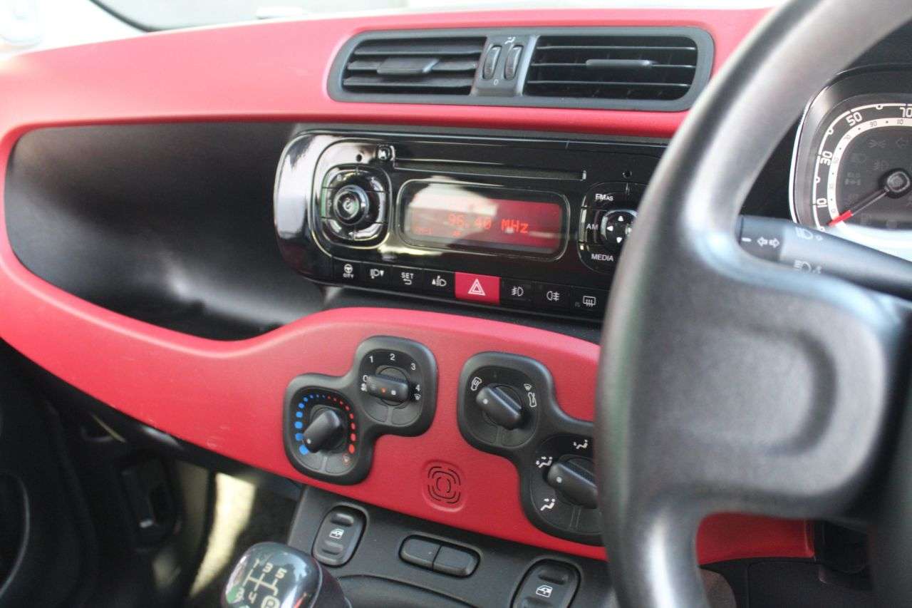 2013 FIAT PANDA 2013 FIAT PANDA