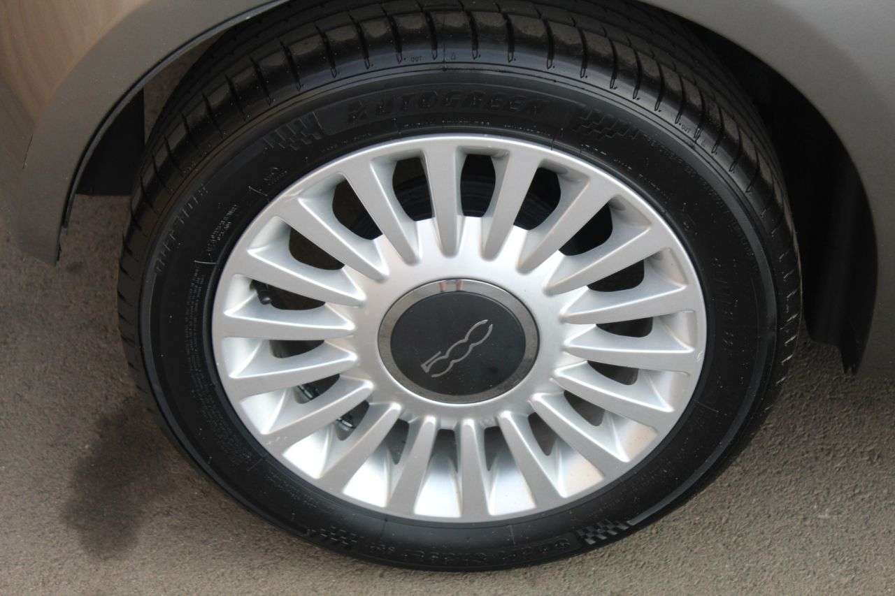 2014 FIAT 500 2014 FIAT 500