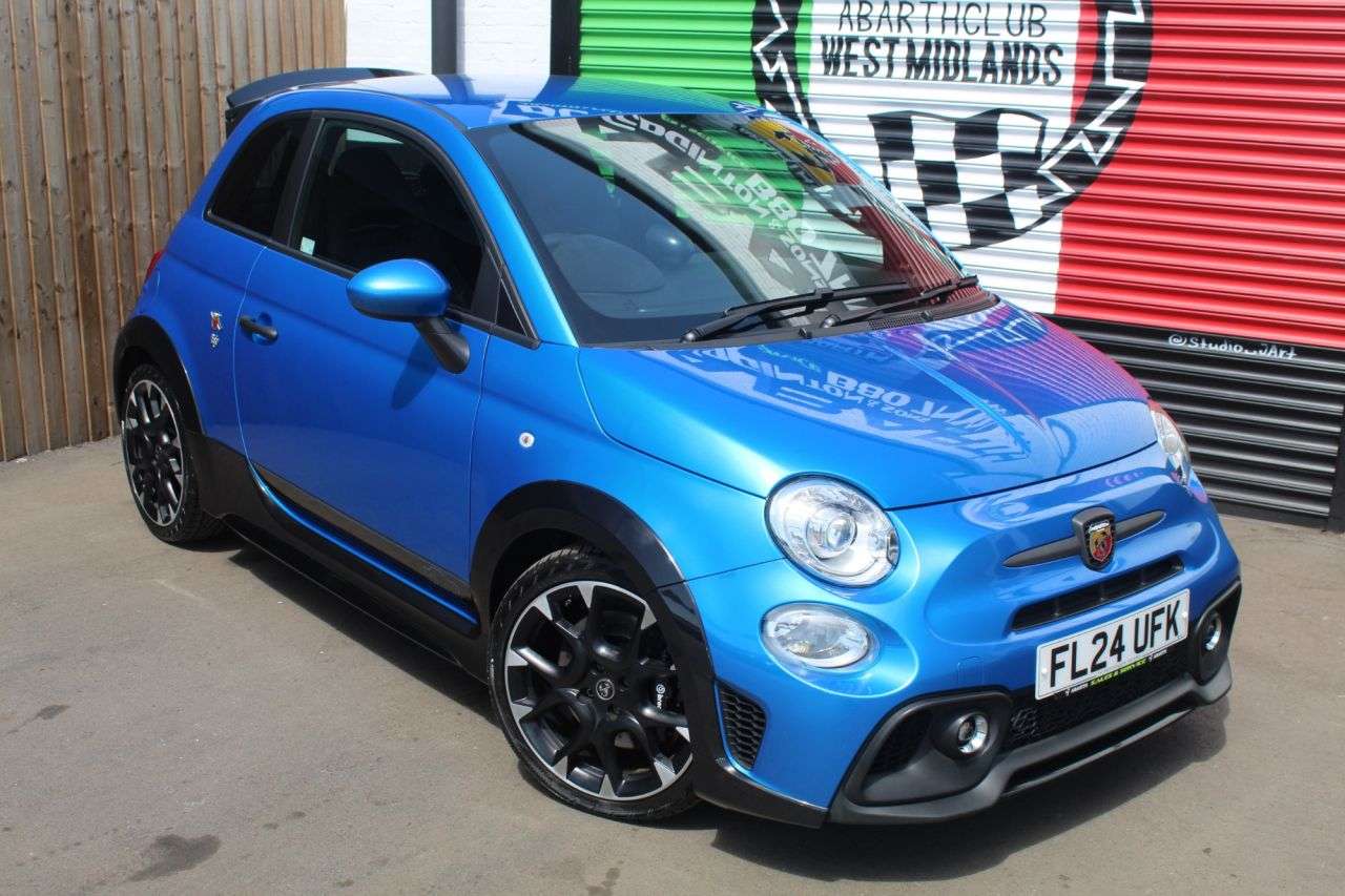 2024 ABARTH 695 2024 ABARTH 695