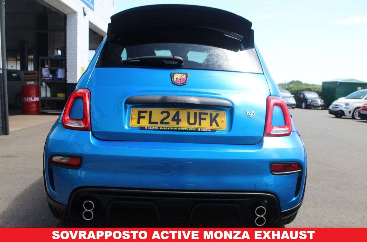 2024 ABARTH 695 2024 ABARTH 695