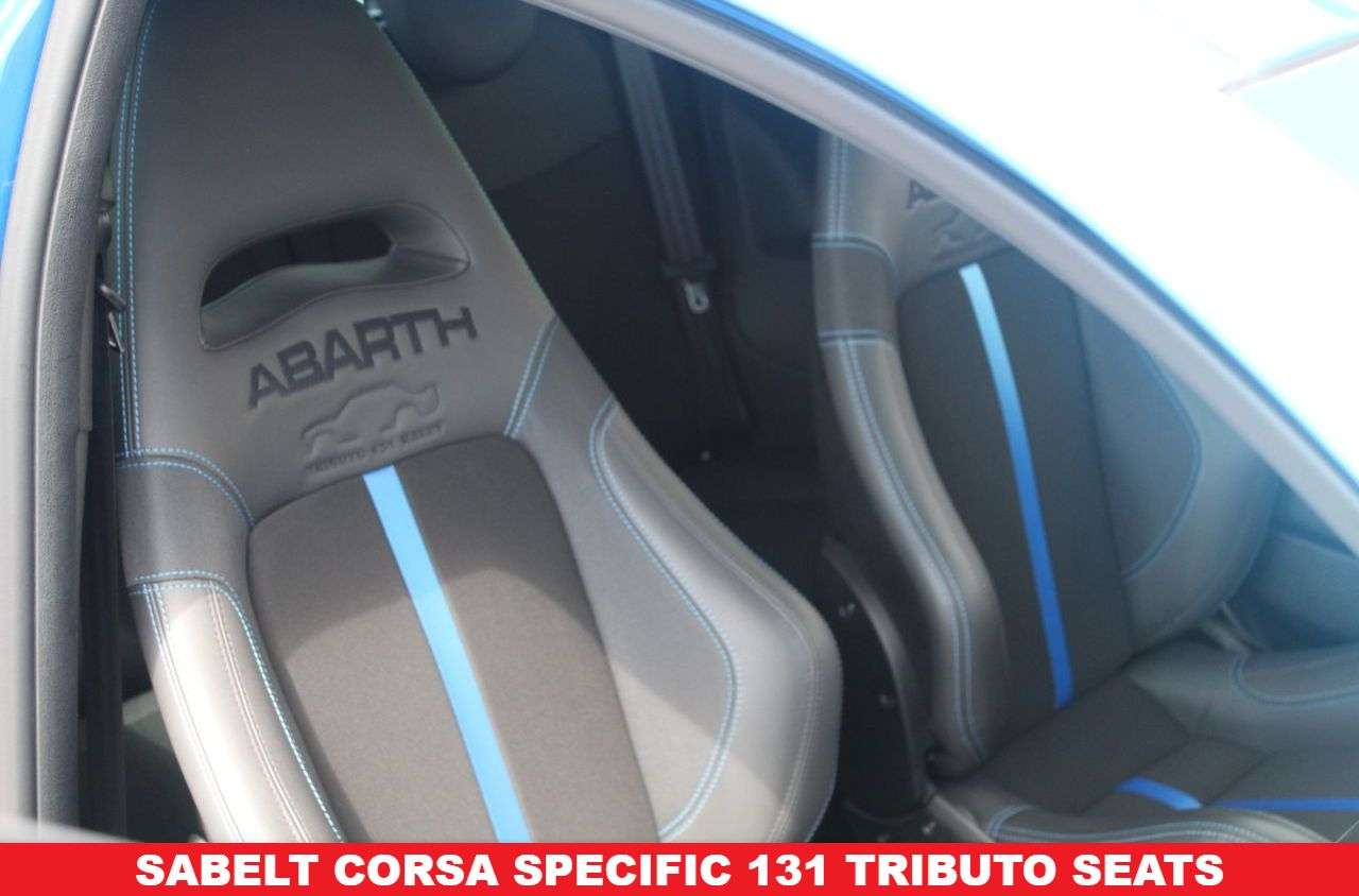 2024 ABARTH 695 2024 ABARTH 695