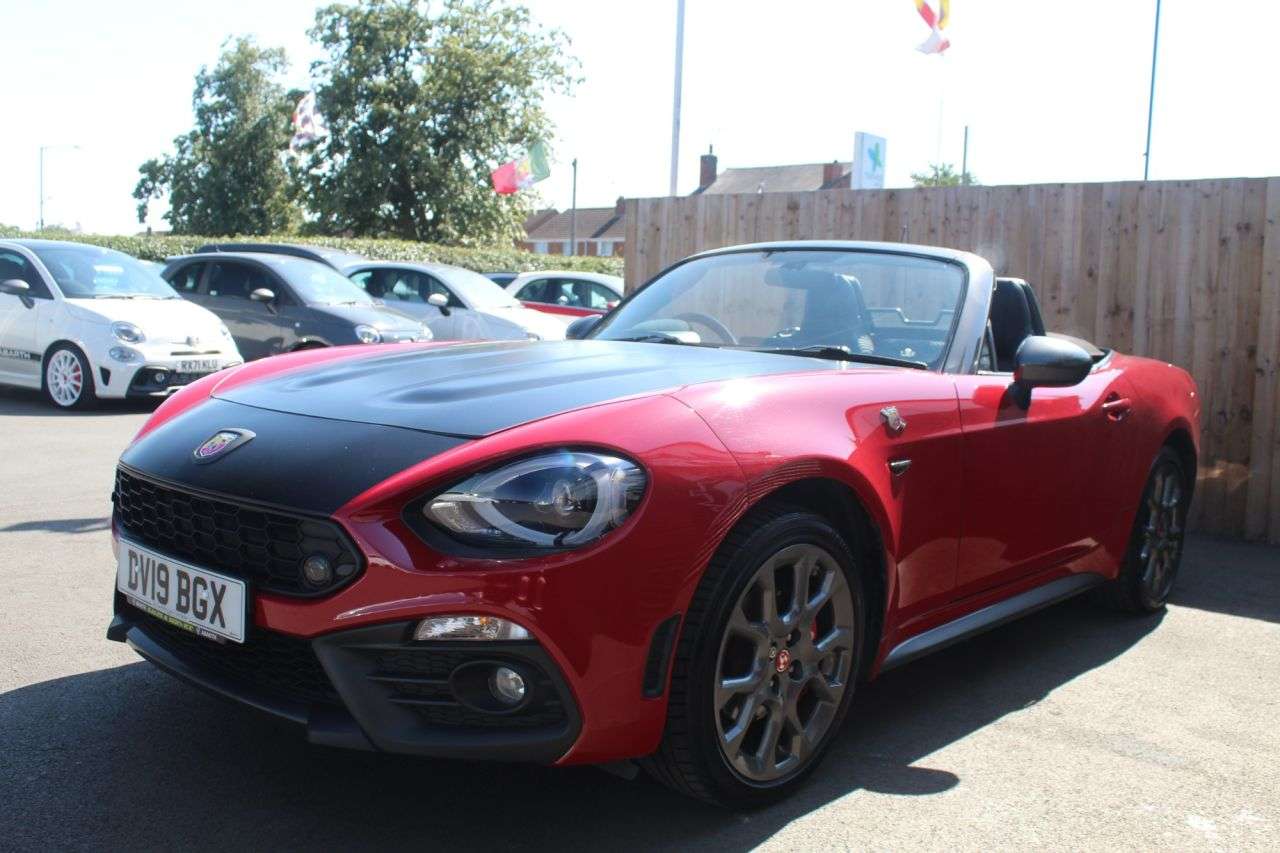 A 2019 ABARTH 124 SPIDER 1.4 MultiAir Convertible 2dr Petrol Auto Euro 6 (170 ps) ONLY 39,000 MILES A 2019 ABARTH 124 SPIDER 1.4 MultiAir Convertible 2dr Petrol Auto Euro 6 (170 ps) ONLY 39,000 MILES