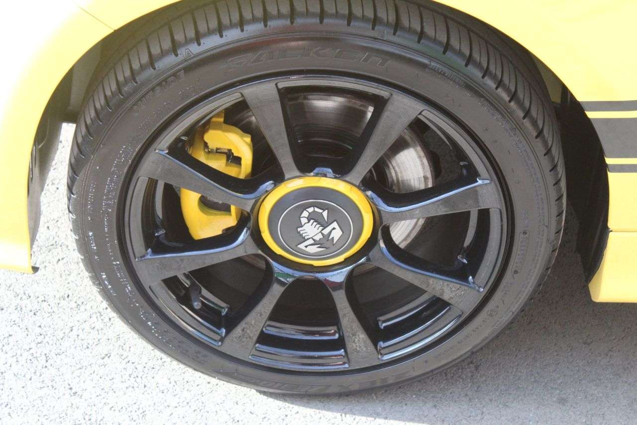 2017 ABARTH 500 2017 ABARTH 500