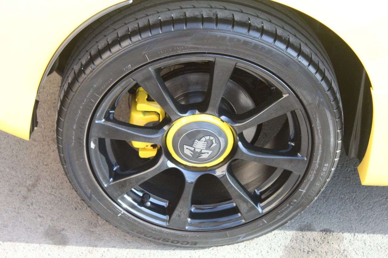 2017 ABARTH 500 2017 ABARTH 500