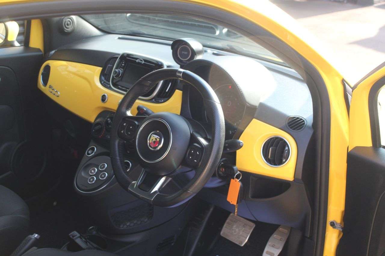 2017 ABARTH 500 2017 ABARTH 500