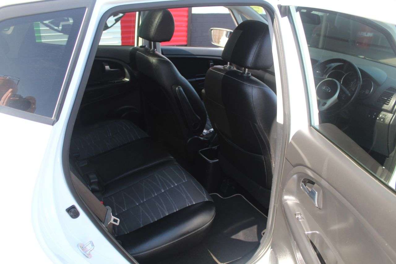2018 KIA VENGA 2018 KIA VENGA