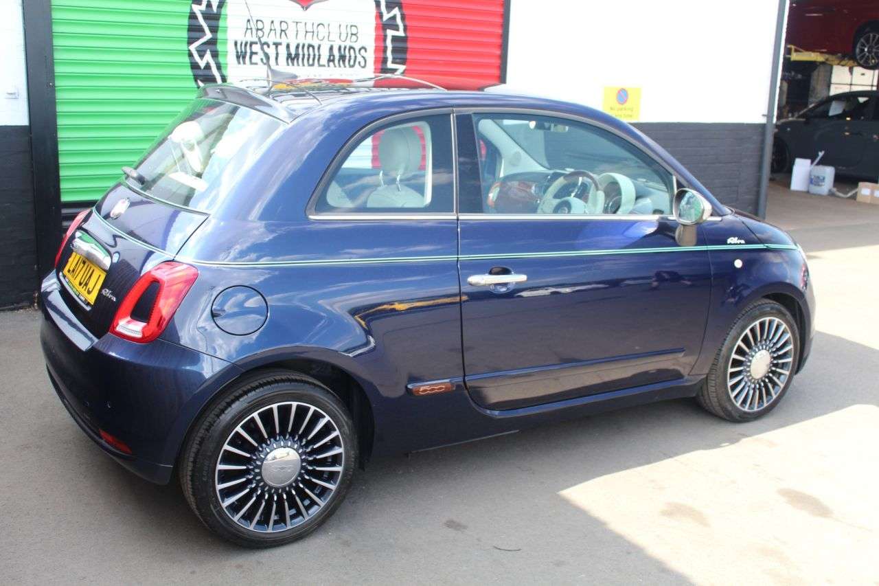 2017 FIAT 500 2017 FIAT 500