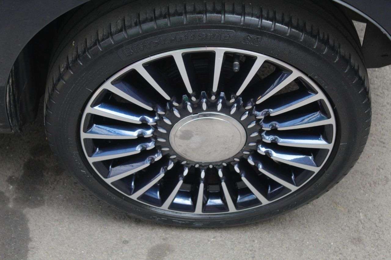 2017 FIAT 500 2017 FIAT 500