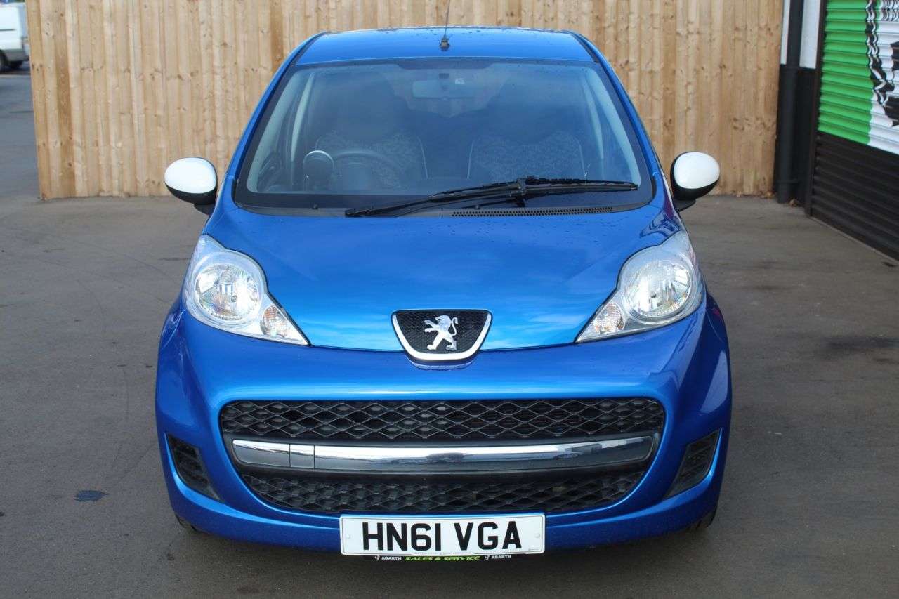 2011 PEUGEOT 107 2011 PEUGEOT 107