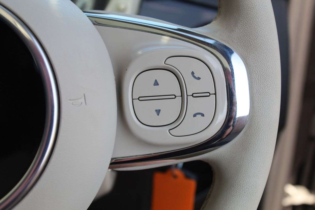2022 FIAT 500 2022 FIAT 500