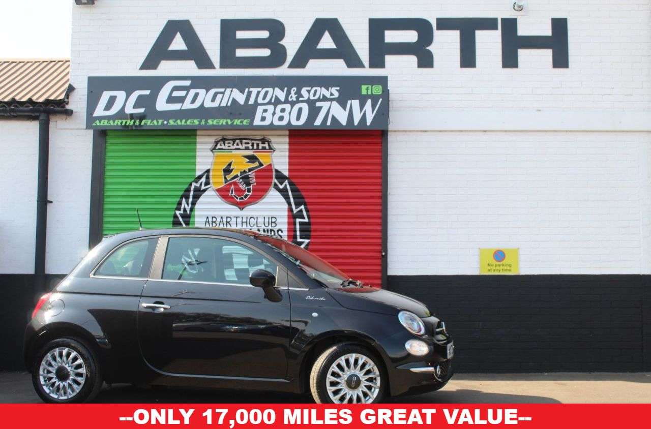 A 2022 FIAT 500 1.0 MHEV Dolcevita Hatchback 3dr Petrol Manual Euro 6 (s/s) (70 bhp) A GREA A 2022 FIAT 500 1.0 MHEV Dolcevita Hatchback 3dr Petrol Manual Euro 6 (s/s) (70 bhp) A GREA
