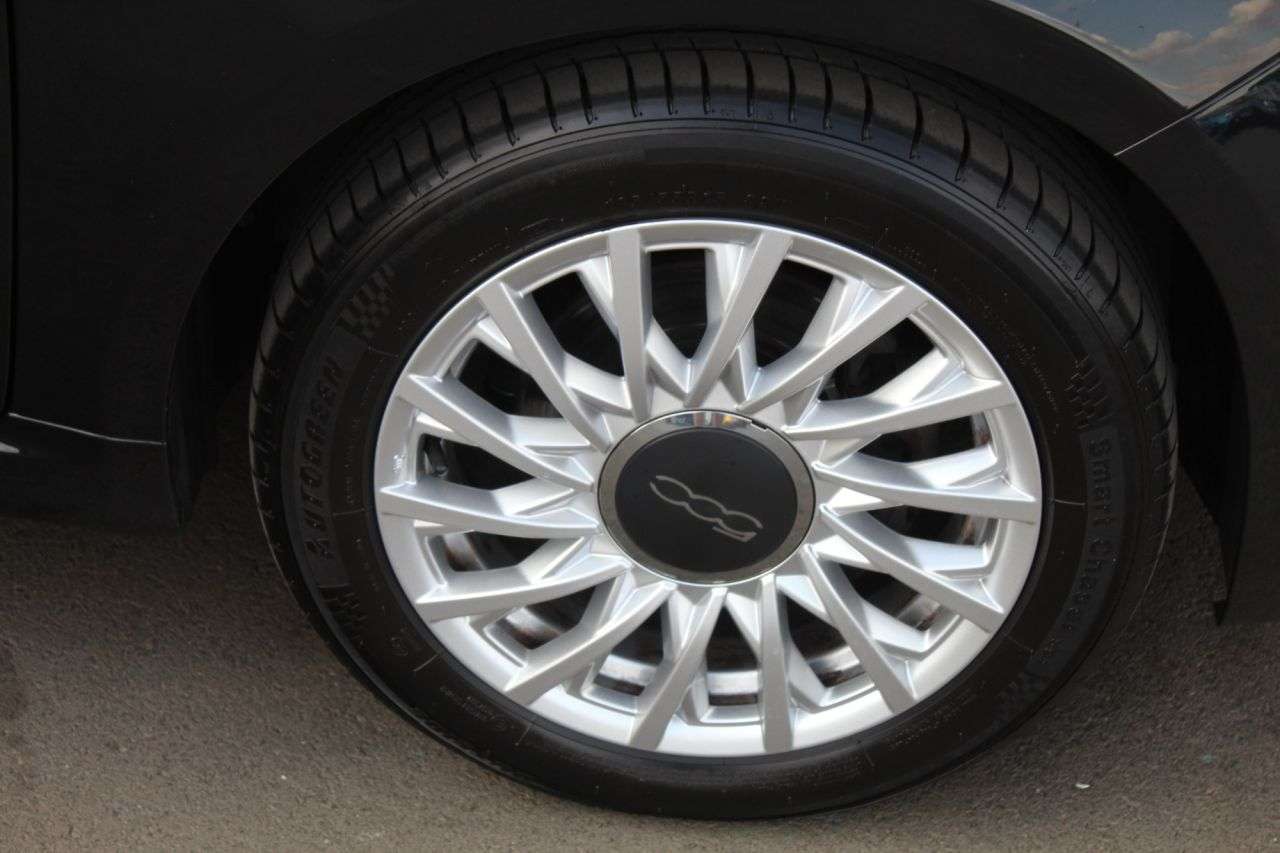 2019 FIAT 500 2019 FIAT 500