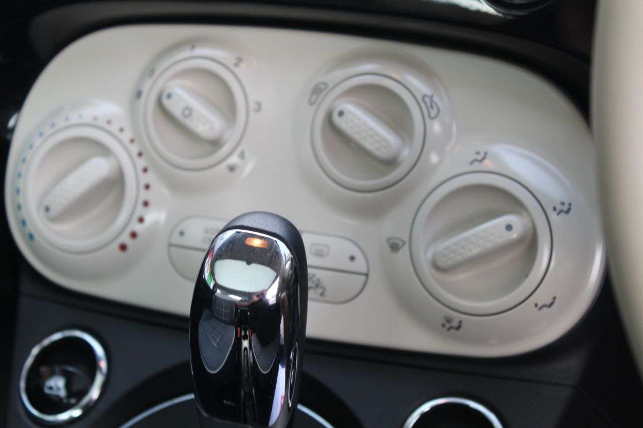 2019 FIAT 500 2019 FIAT 500