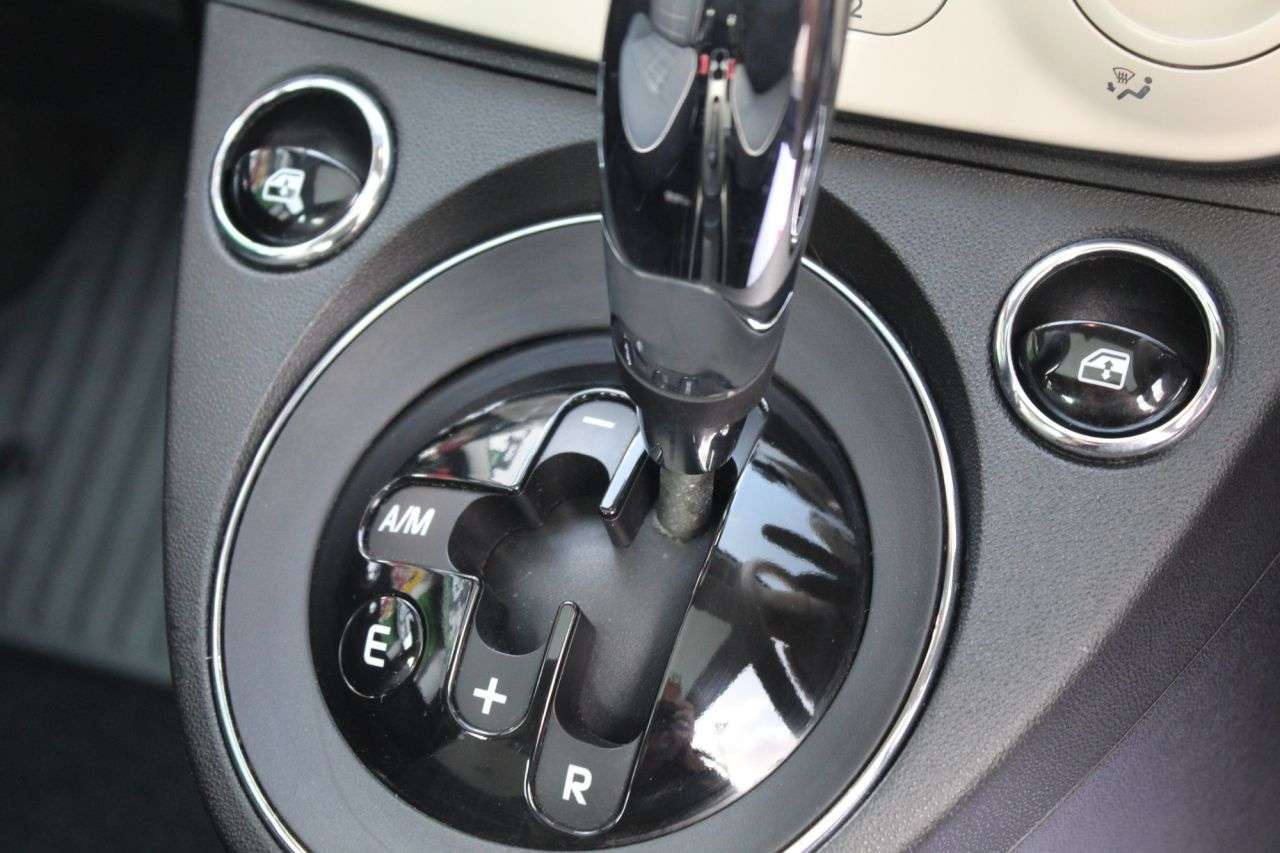 2019 FIAT 500 2019 FIAT 500