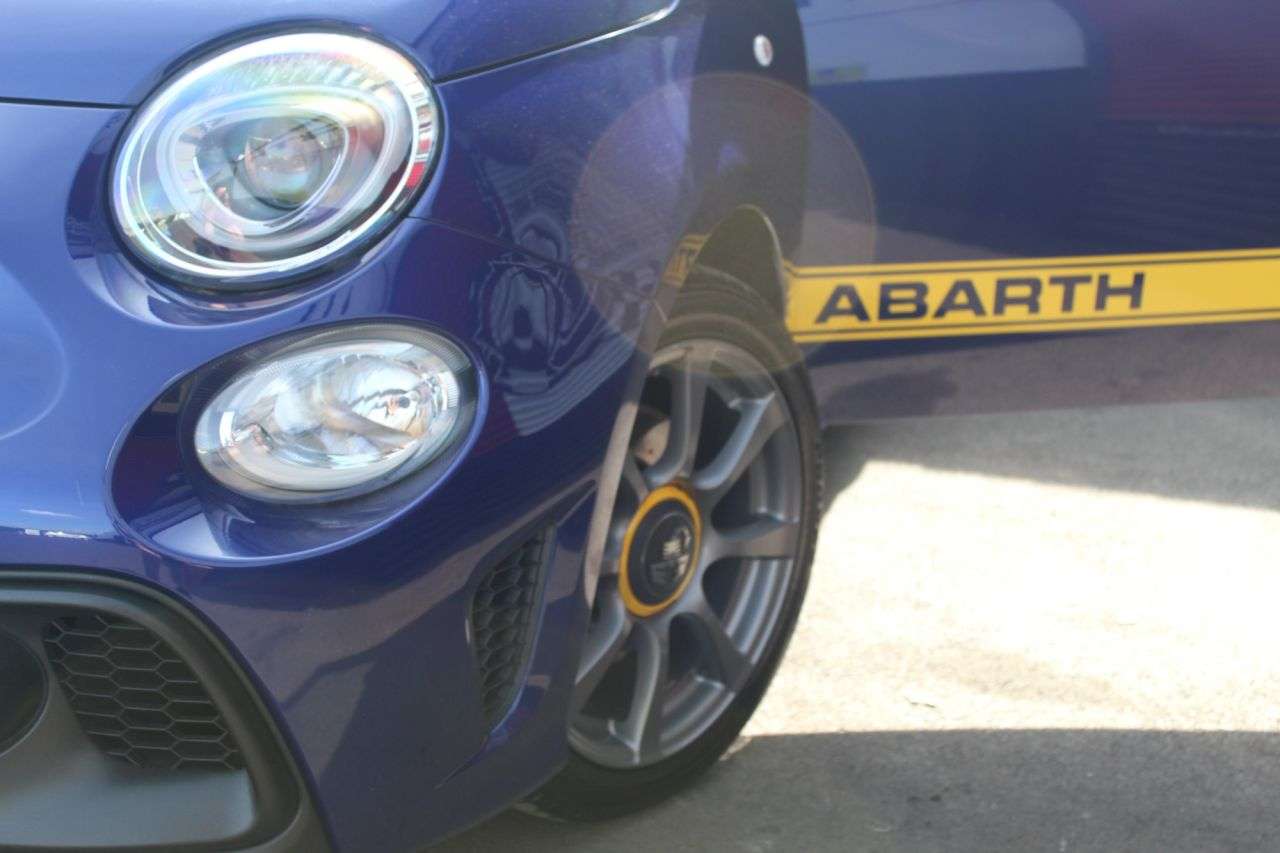 2018 ABARTH 595 2018 ABARTH 595
