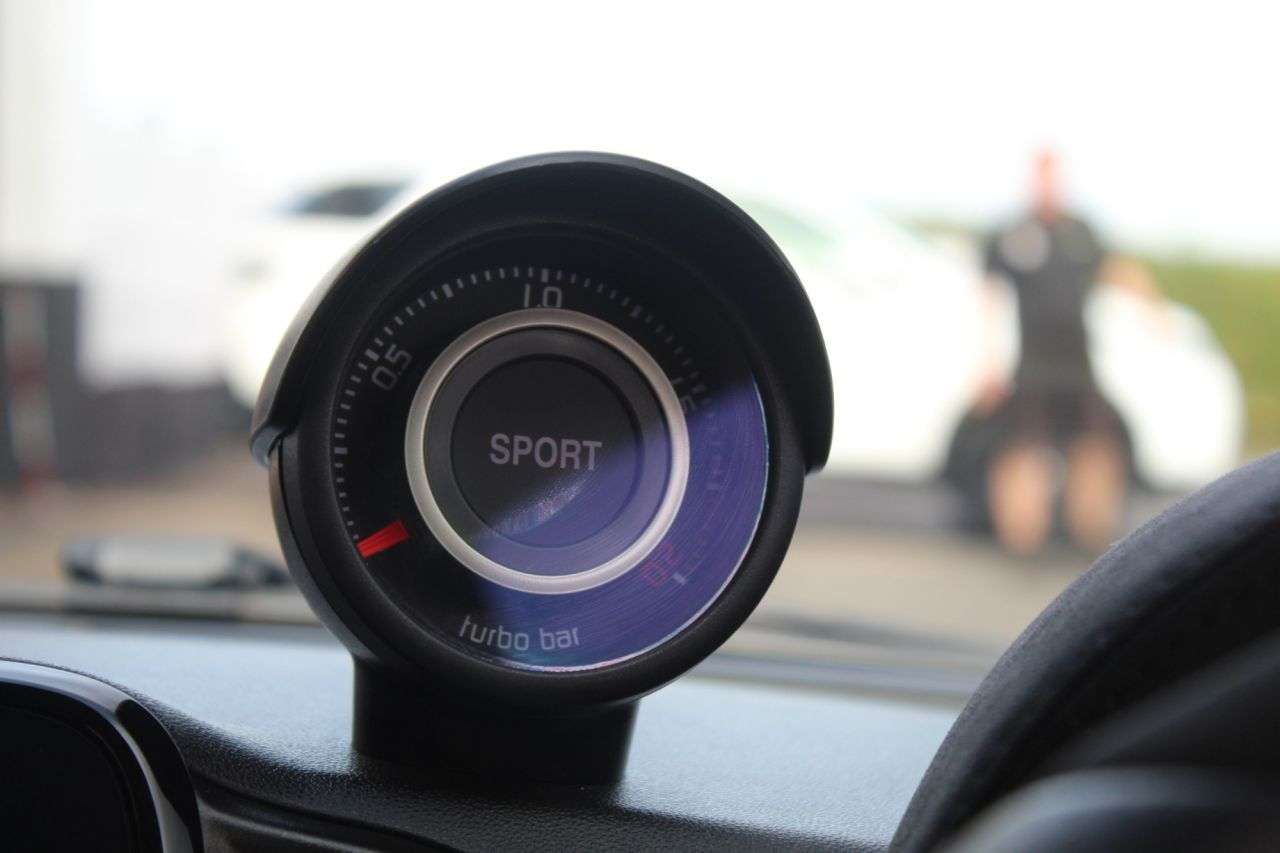 2023 ABARTH 695 2023 ABARTH 695