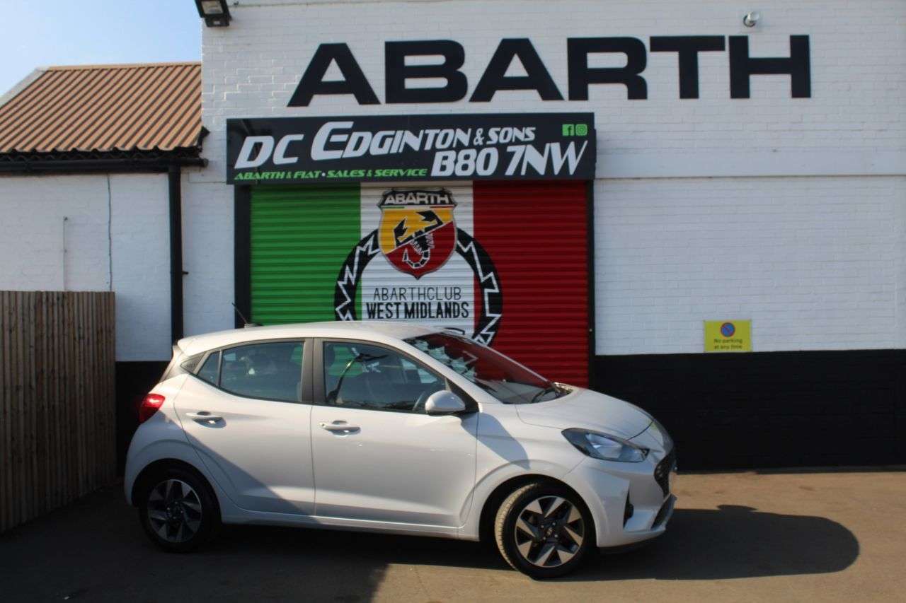 A 2024 HYUNDAI I10 1.0 Advance Hatchback 5dr Petrol Auto Euro 6 (s/s) (63 ps) GREAT EXAMPLE A 2024 HYUNDAI I10 1.0 Advance Hatchback 5dr Petrol Auto Euro 6 (s/s) (63 ps) GREAT EXAMPLE