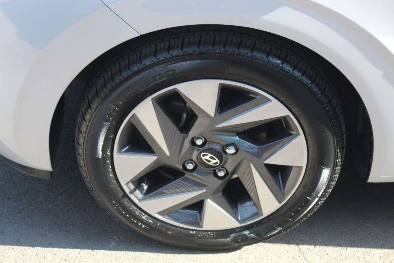2024 HYUNDAI I10 2024 HYUNDAI I10