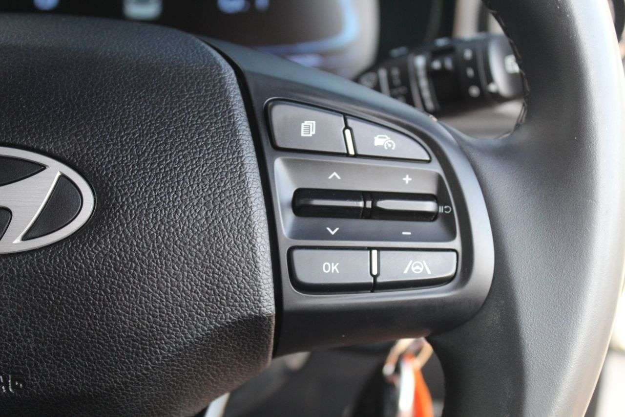 2024 HYUNDAI I10 2024 HYUNDAI I10