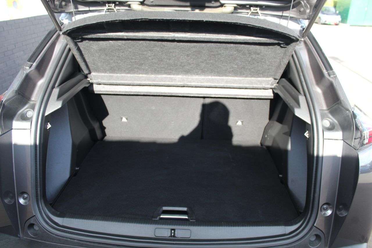 2021 PEUGEOT 2008 2021 PEUGEOT 2008