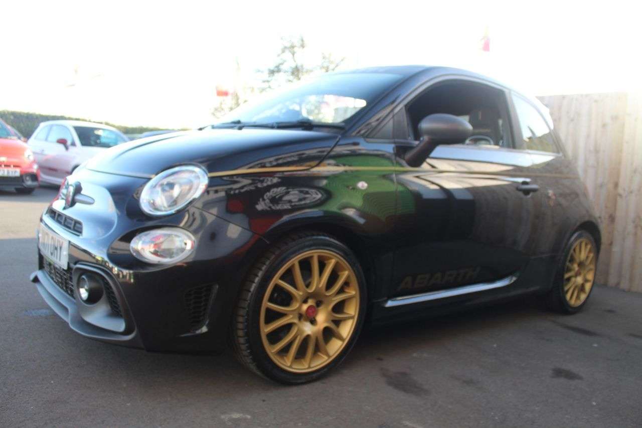 A 2021 ABARTH 595 1.4 T-Jet Scorpioneoro Hatchback 3dr Petrol Manual Euro 6 (165 bhp) ONE OF A 2021 ABARTH 595 1.4 T-Jet Scorpioneoro Hatchback 3dr Petrol Manual Euro 6 (165 bhp) ONE OF