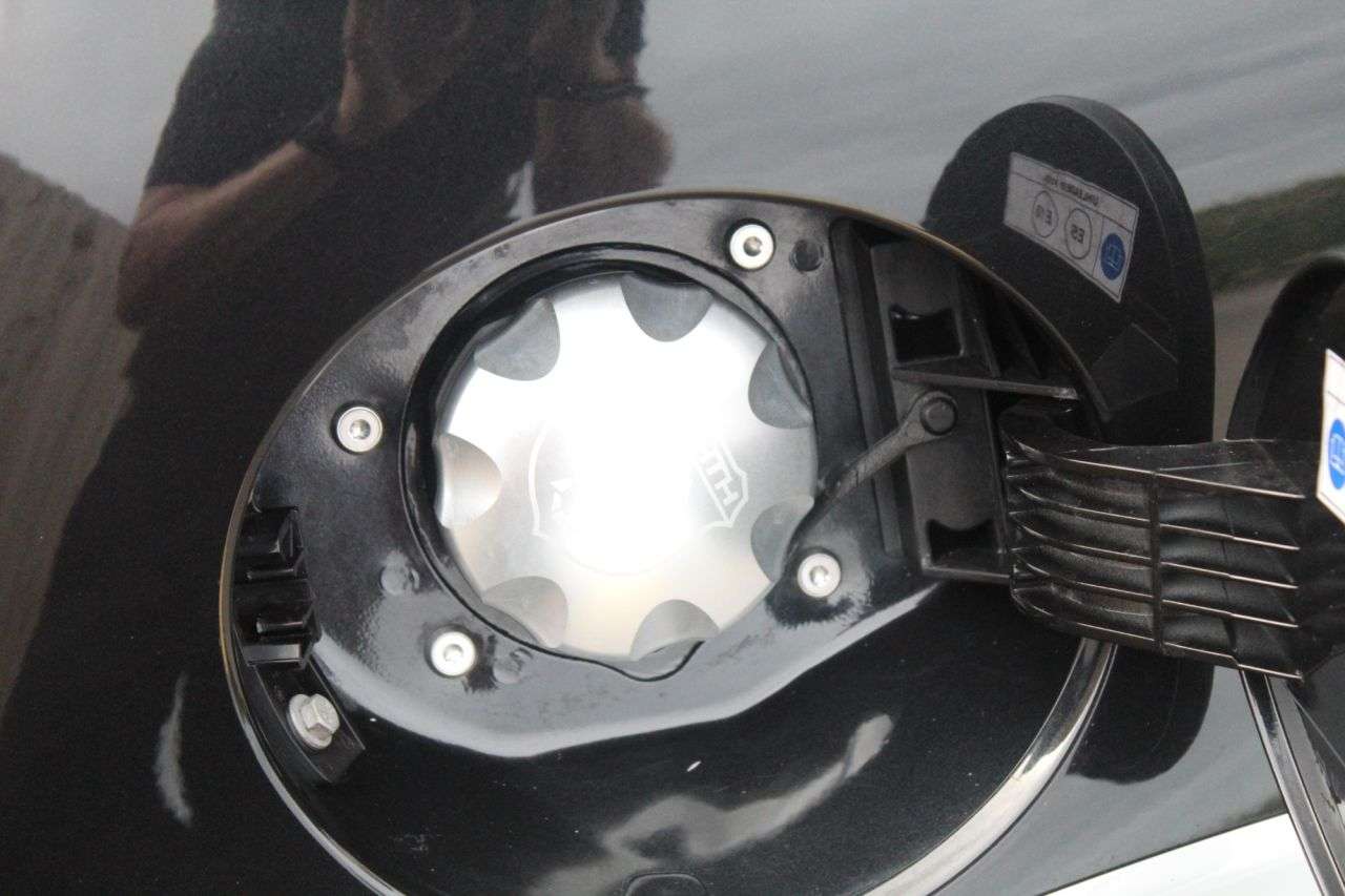 2021 ABARTH 695 2021 ABARTH 695