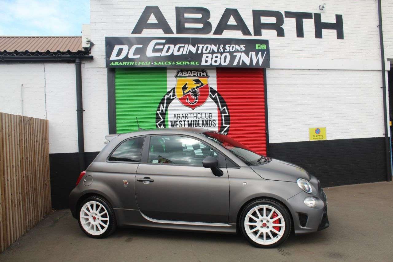 2021 ABARTH 595 2021 ABARTH 595