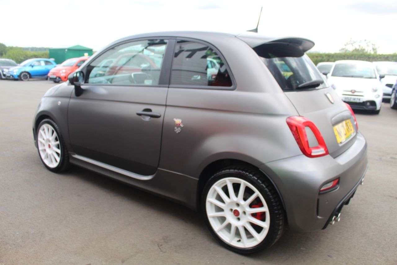 2021 ABARTH 595 2021 ABARTH 595