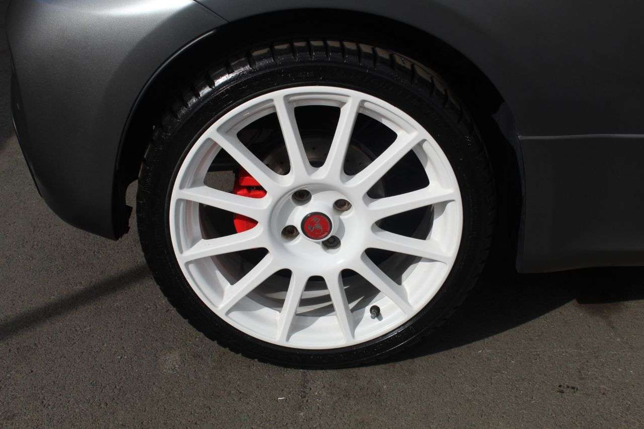2021 ABARTH 595 2021 ABARTH 595