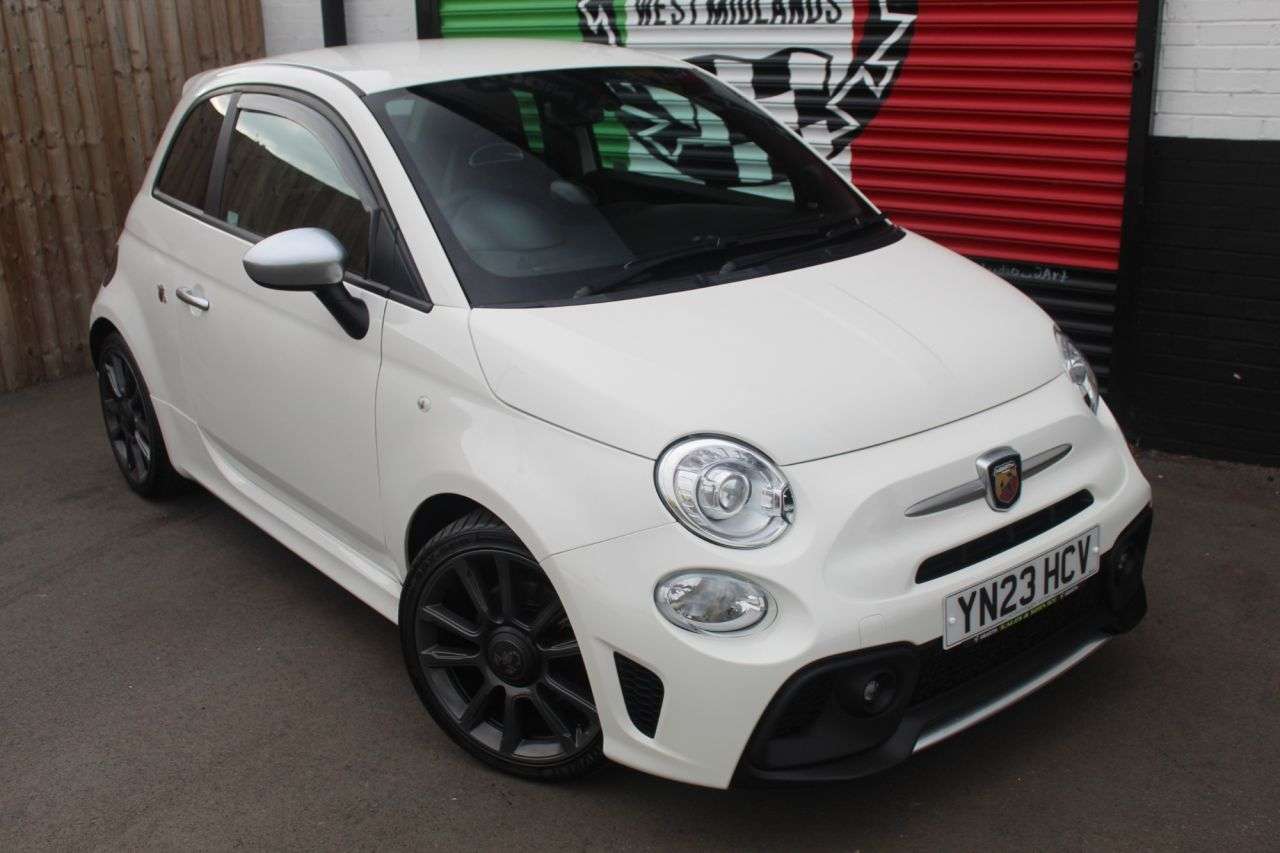 2023 ABARTH 595 2023 ABARTH 595
