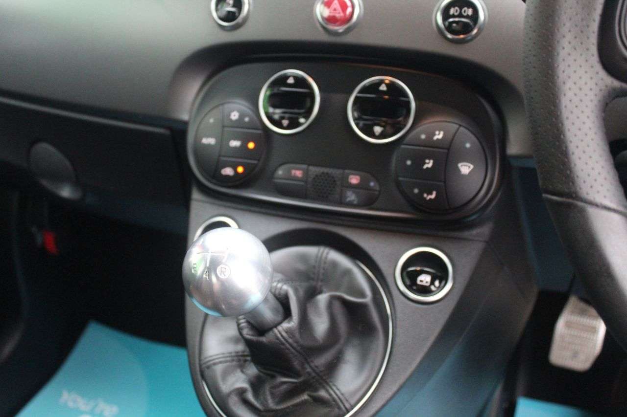 2023 ABARTH 595 2023 ABARTH 595