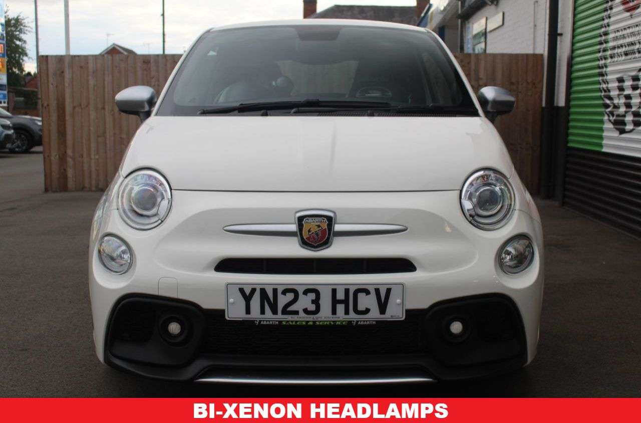 2023 ABARTH 595 2023 ABARTH 595