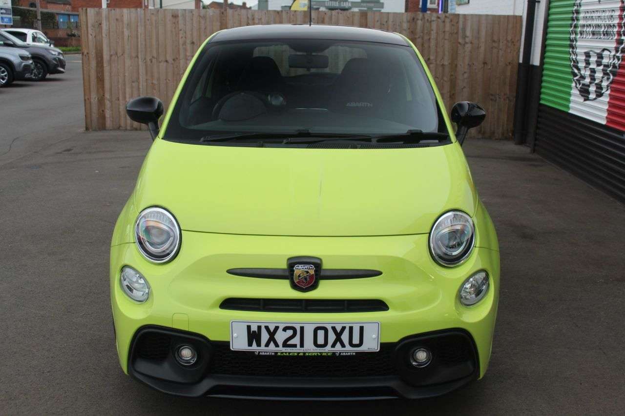 2021 ABARTH 595 2021 ABARTH 595