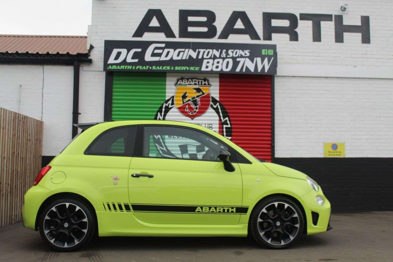 2021 ABARTH 595 2021 ABARTH 595