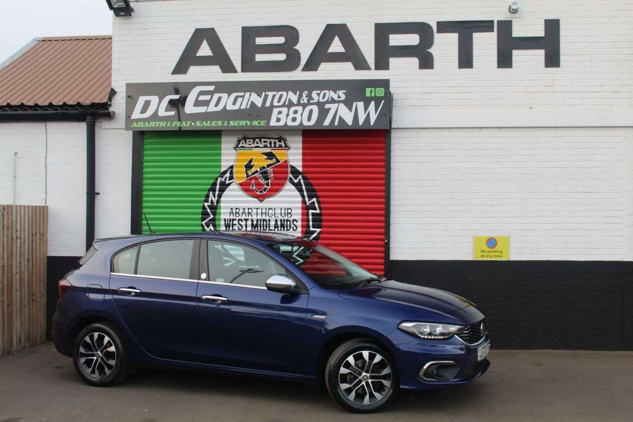 A 2020 FIAT TIPO 1.4 T-Jet Mirror Hatchback 5dr Petrol Manual Euro 6 (s/s) (120 bhp) SPECIAL A 2020 FIAT TIPO 1.4 T-Jet Mirror Hatchback 5dr Petrol Manual Euro 6 (s/s) (120 bhp) SPECIAL