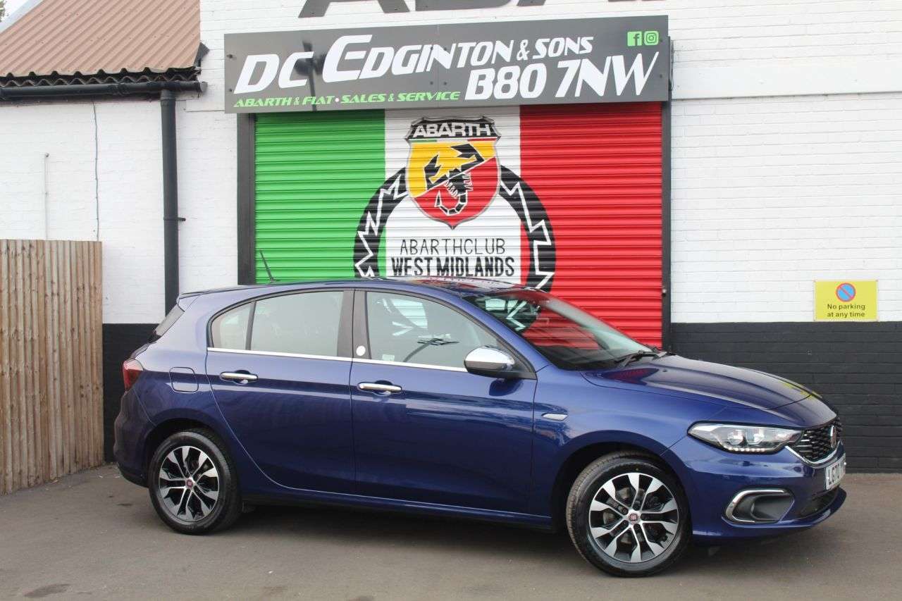 A 2020 FIAT TIPO 1.4 T-Jet Mirror Hatchback 5dr Petrol Manual Euro 6 (s/s) (120 bhp) SPECIAL A 2020 FIAT TIPO 1.4 T-Jet Mirror Hatchback 5dr Petrol Manual Euro 6 (s/s) (120 bhp) SPECIAL