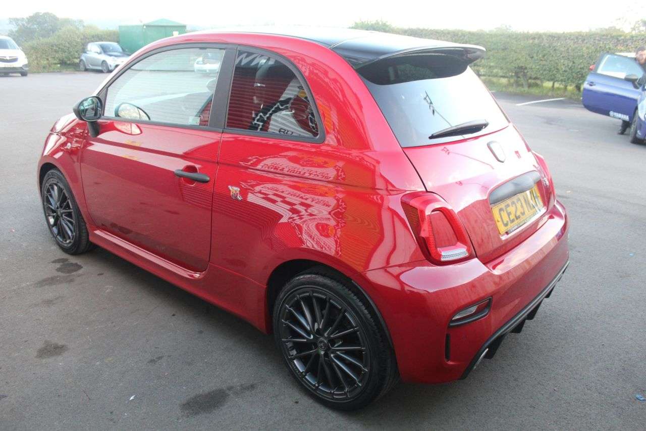 2023 ABARTH 595 2023 ABARTH 595