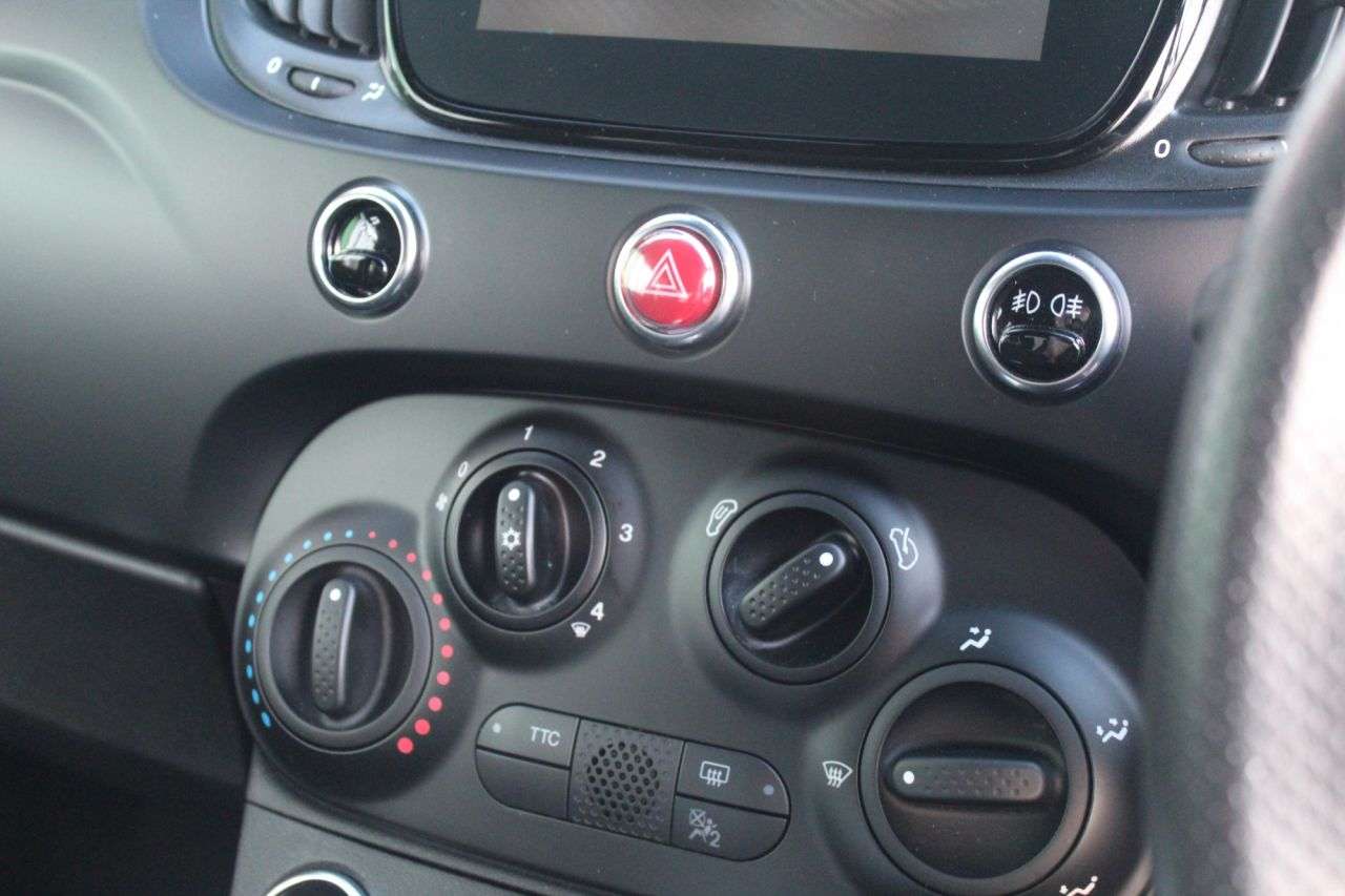 2023 ABARTH 595 2023 ABARTH 595