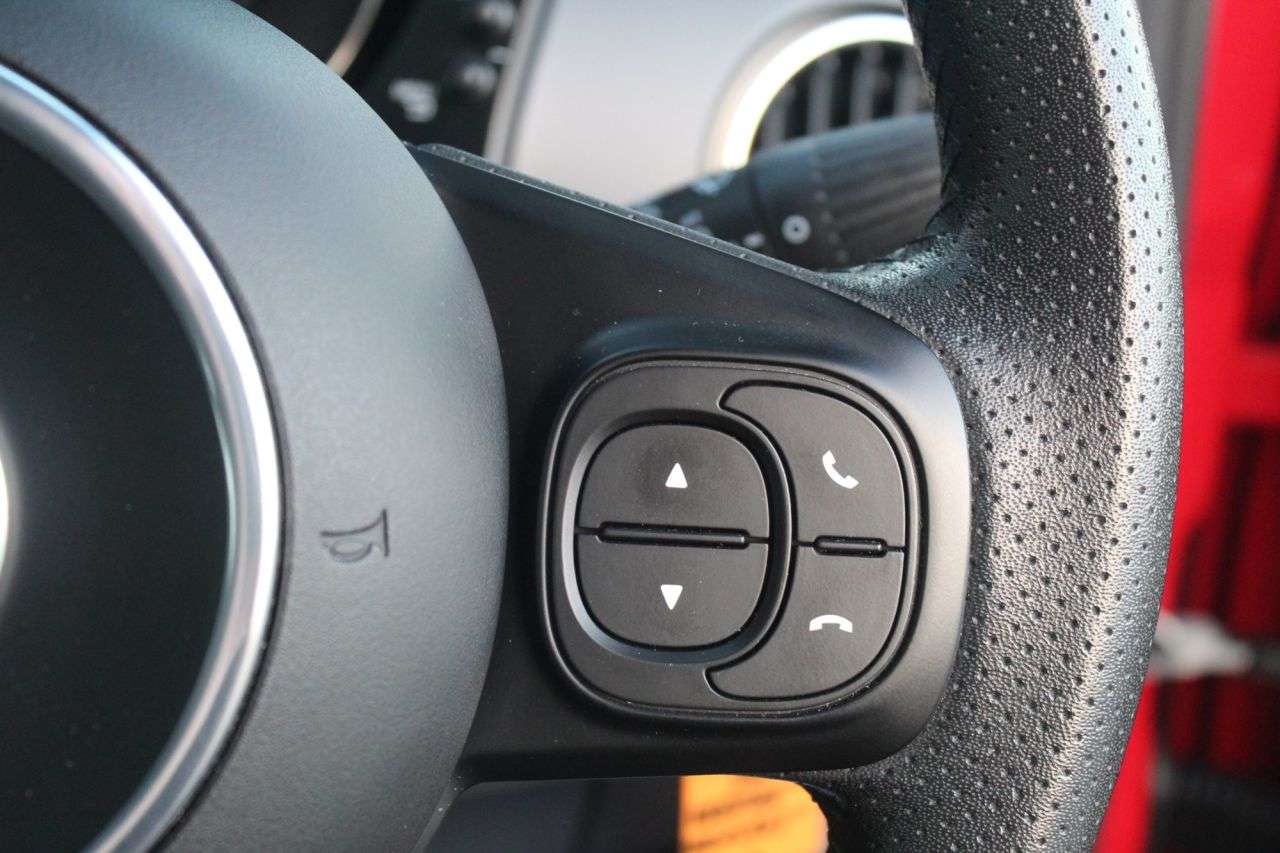 2023 ABARTH 595 2023 ABARTH 595