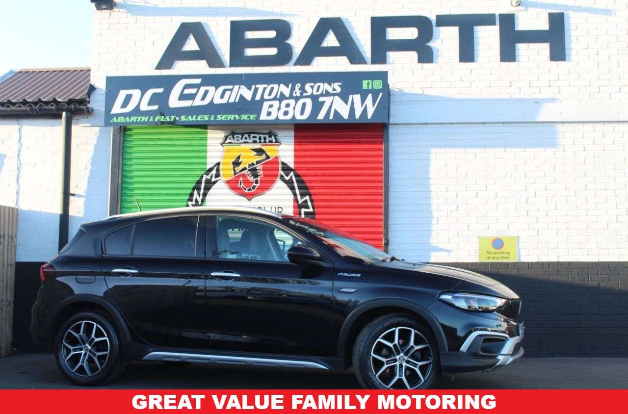 A 2022 FIAT TIPO 1.0 Cross Hatchback 5dr Petrol Manual Euro 6 (s/s) (100 bhp) GREAT LOOKING A 2022 FIAT TIPO 1.0 Cross Hatchback 5dr Petrol Manual Euro 6 (s/s) (100 bhp) GREAT LOOKING