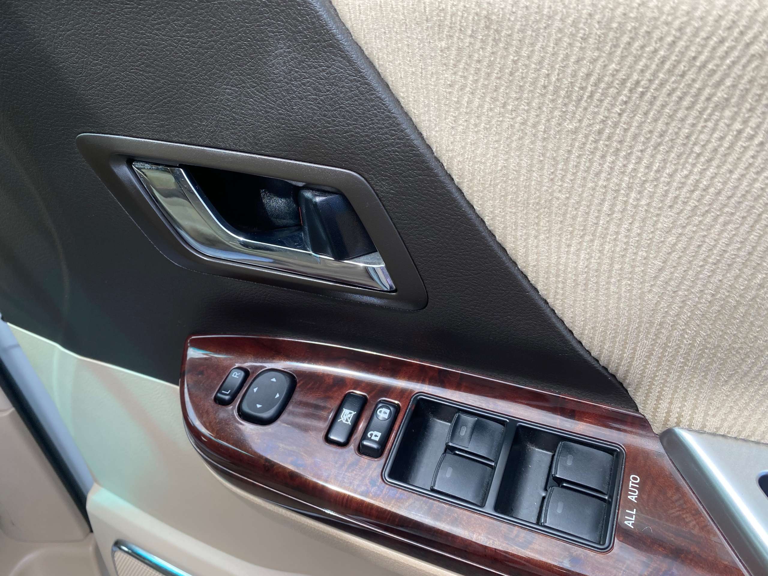 2012 TOYOTA ALPHARD 2012 TOYOTA ALPHARD