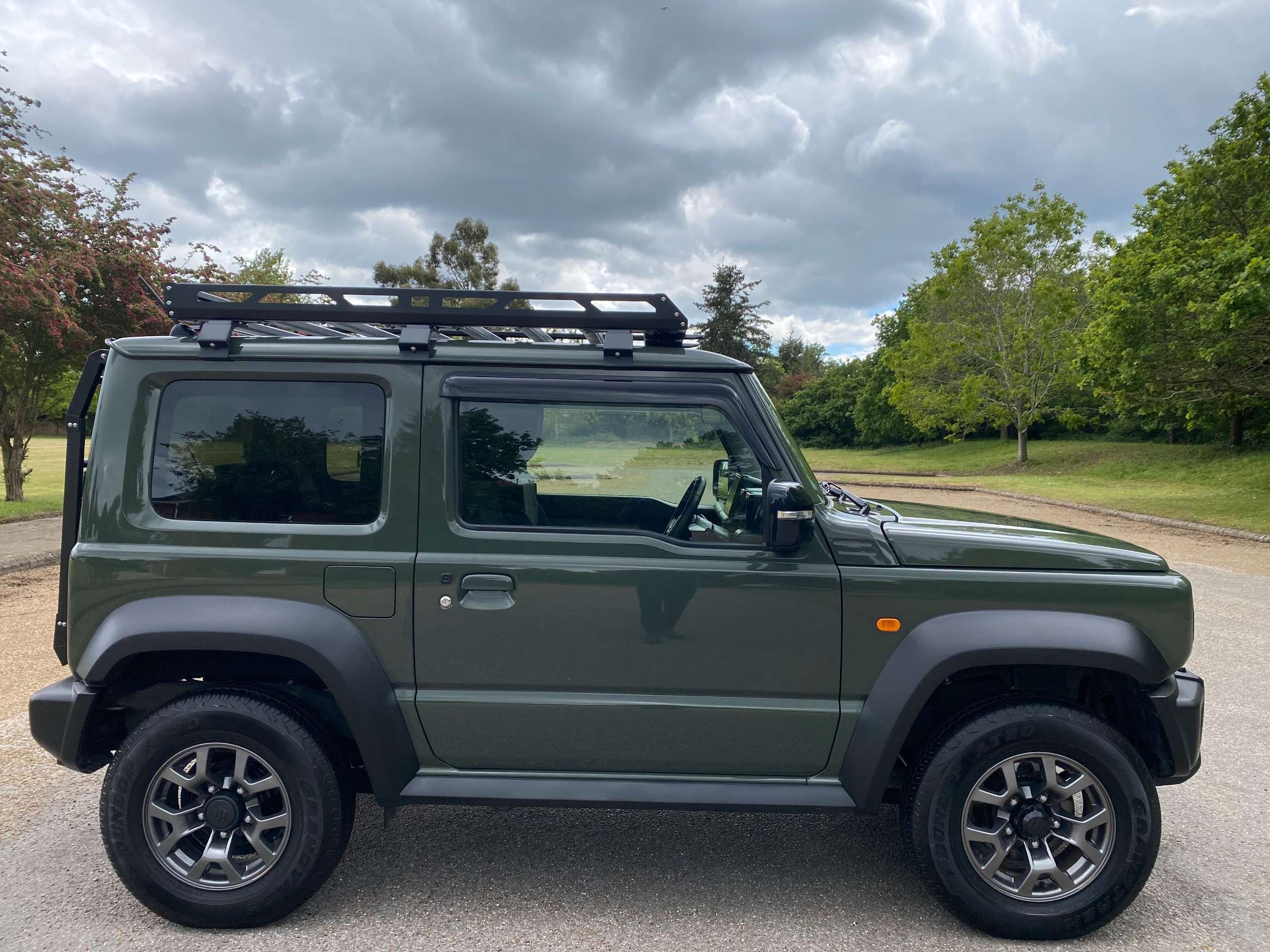 A 2025 SUZUKI JIMNY Sierra 1.5 ALLGRIP SUV 3dr Petrol Auto Euro 6 A 2025 SUZUKI JIMNY Sierra 1.5 ALLGRIP SUV 3dr Petrol Auto Euro 6
