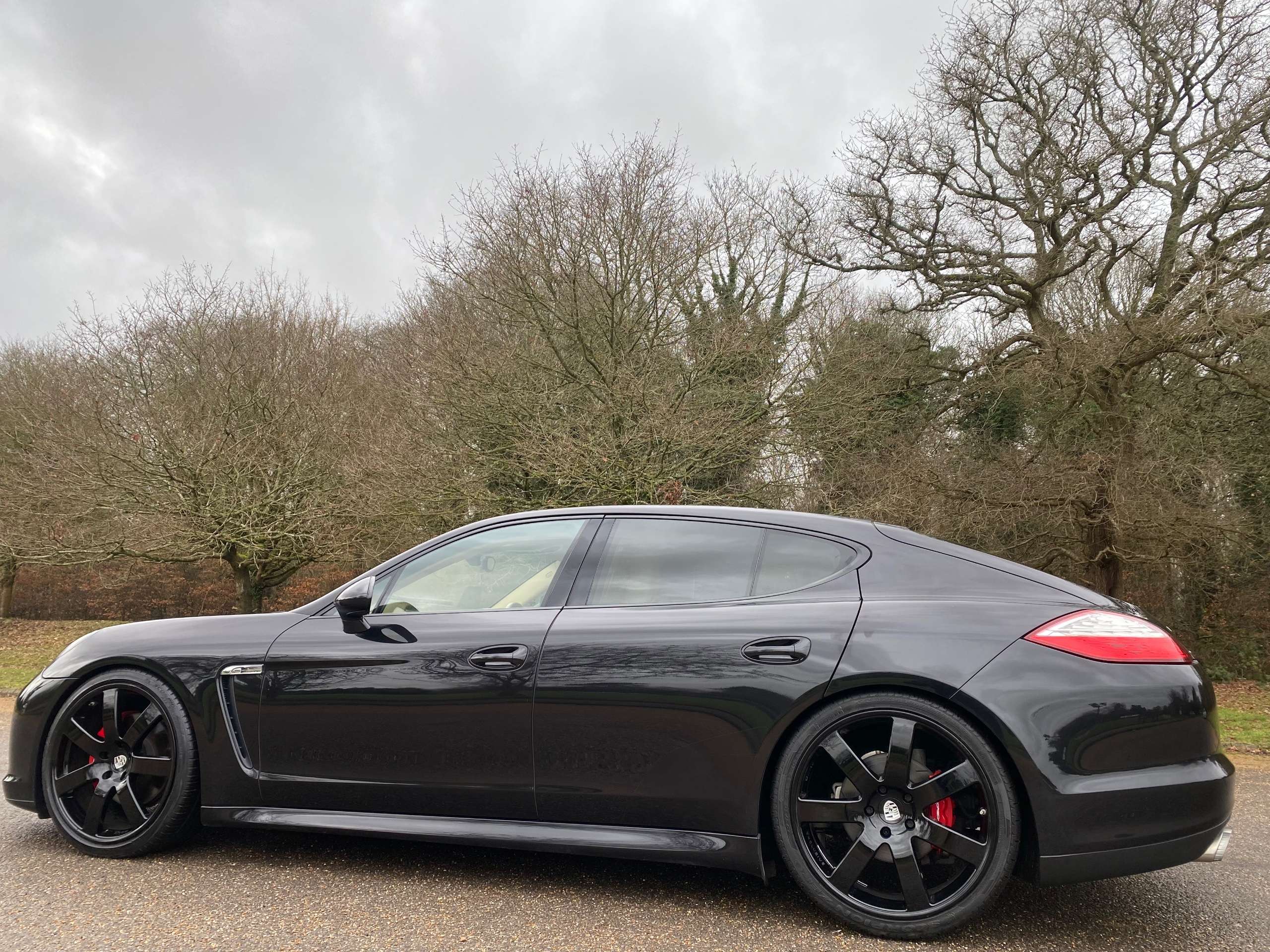 2012 PORSCHE PANAMERA 2012 PORSCHE PANAMERA