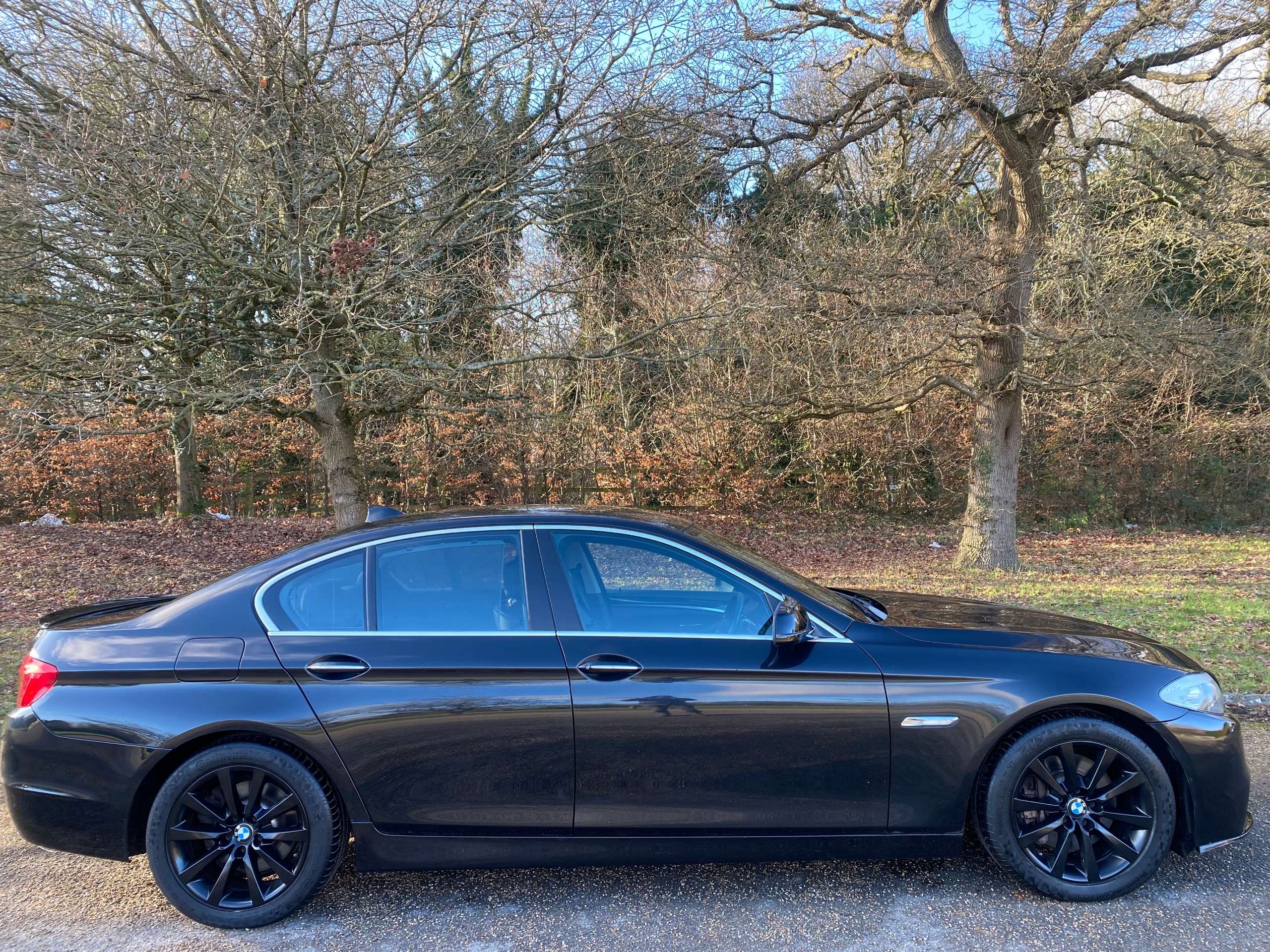 A 2010 BMW 5 SERIES 535I SE AUTOMATIC PETROL TWIN POWER TURBO SALOON 5dr EURO 5 A 2010 BMW 5 SERIES 535I SE AUTOMATIC PETROL TWIN POWER TURBO SALOON 5dr EURO 5